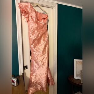 One-Shoulder Ruffled Satin Evening Gown - Pink